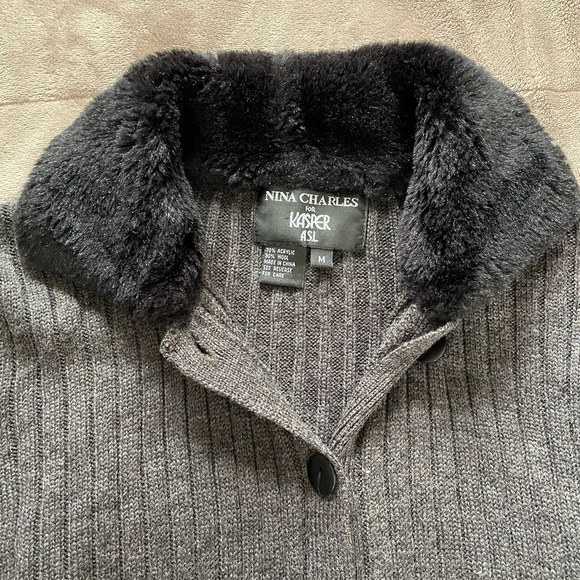 Nina Charles accent sweater - Picture 8 of 12